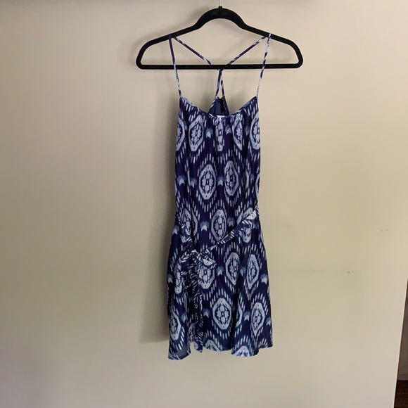 Patterned Shift Dress - Picture 1 of 6